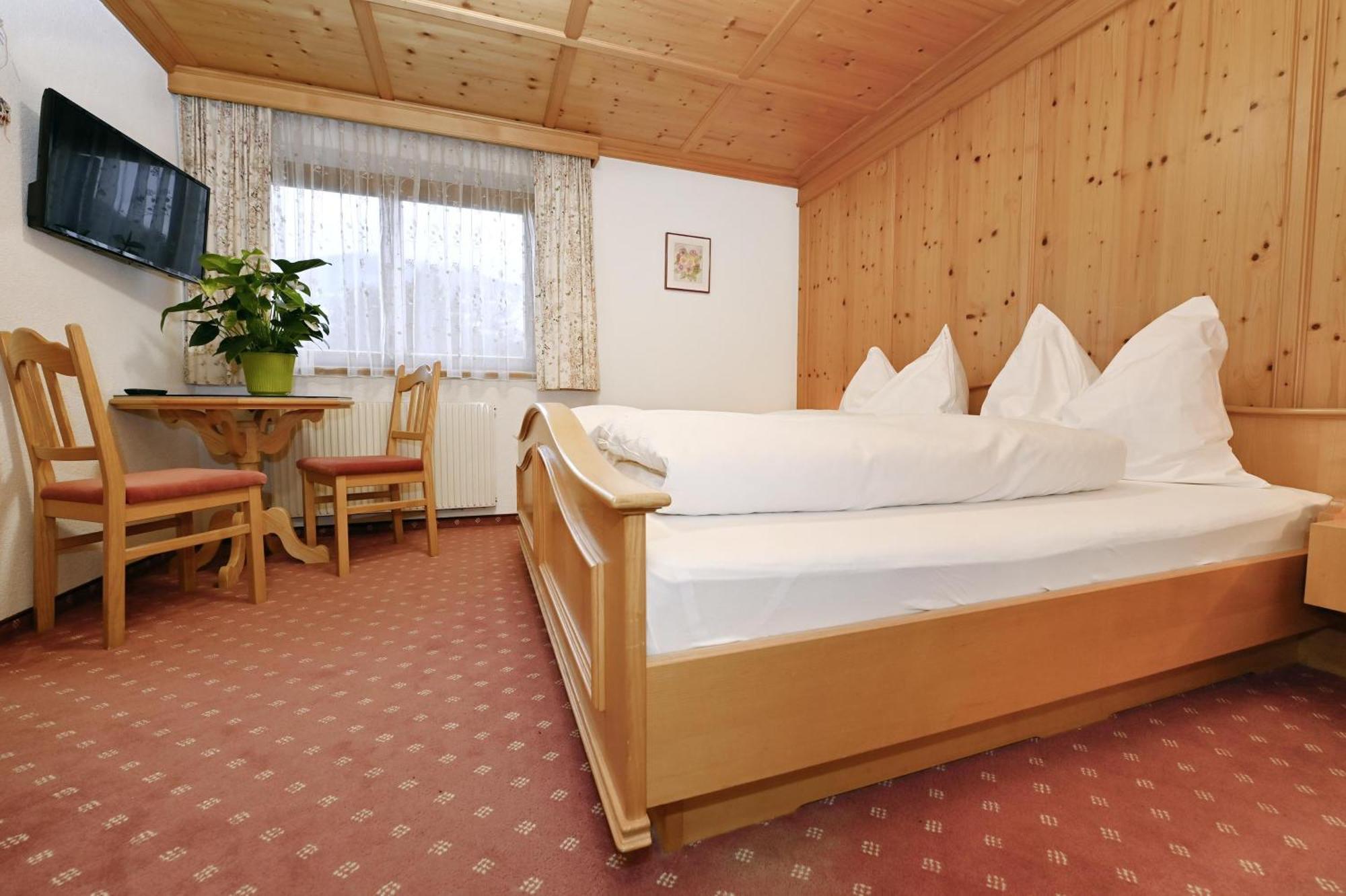 Gaestehaus Rundblick Шрунс Экстерьер фото