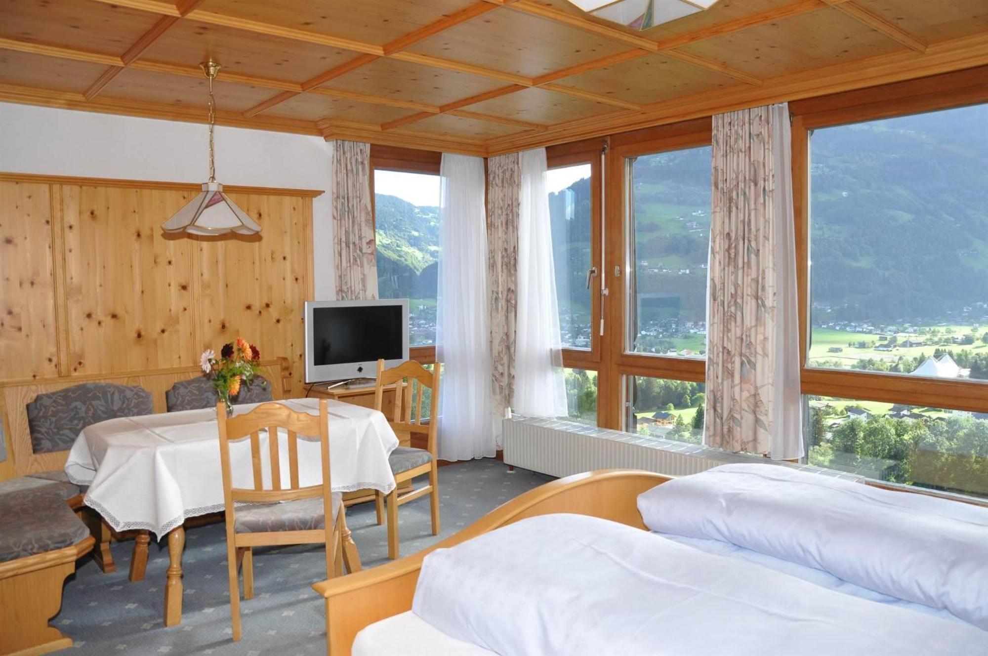 Gaestehaus Rundblick Шрунс Экстерьер фото